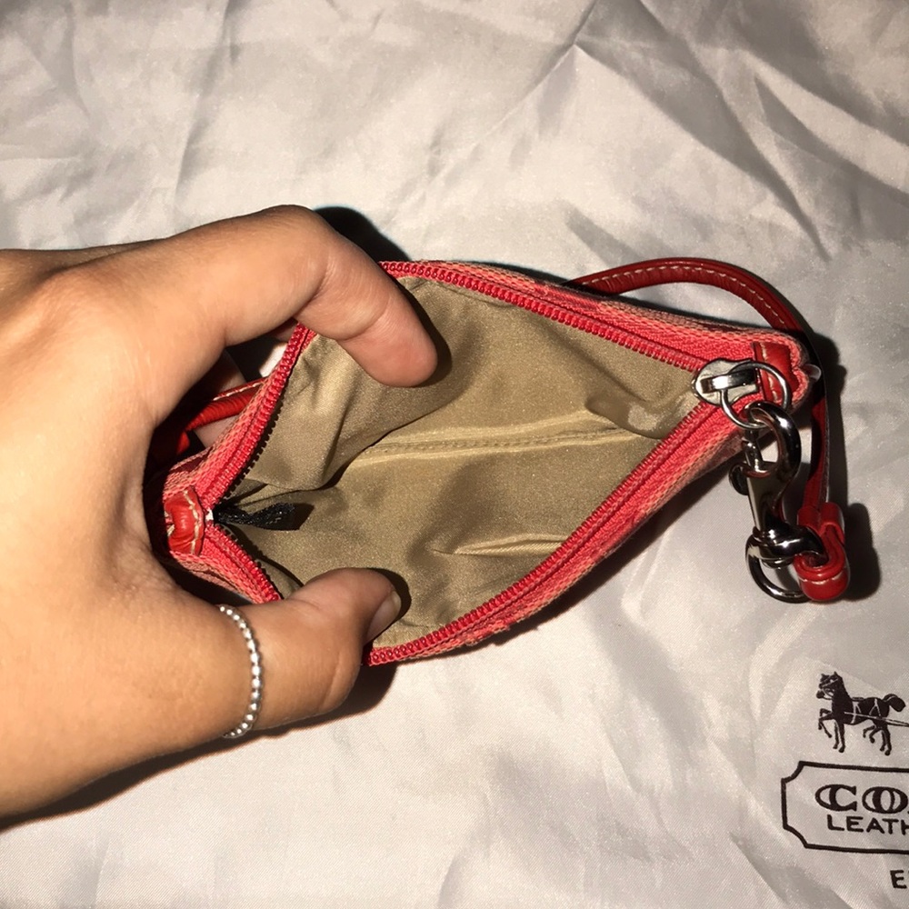 Coach purse - Picture 2 of 3